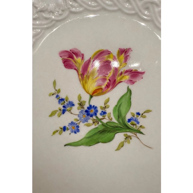 1970s Exquisite Meissen Reticulated Porcelain Bowl – Hand-Painted Floral Decor – 24.5 Cm For Sale - Image 10 of 10