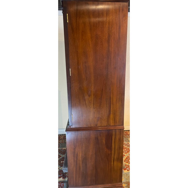 Traditional Stickley 18c Williamsburg Collection Three-Drawer Armoire. For Sale - Image 3 of 11