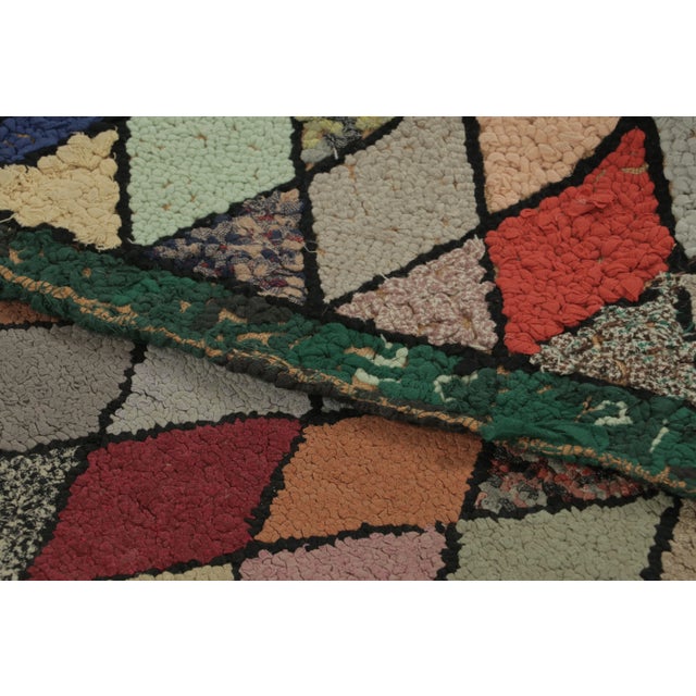 Textile Antique Hooked Rug With All-Over Diamond Lattice Design - Rug & Kilim For Sale - Image 7 of 7