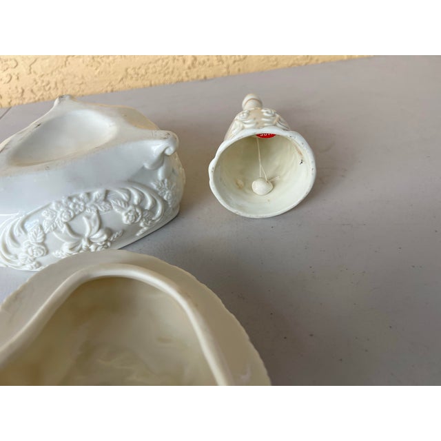 Vintage Victorian Floral Ceramic Heart Box and Bell For Sale - Image 9 of 9