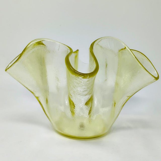 1970s Italian Murano Glass Yellow Fazzoletto Handkerchief Vase by Dogi, 1970s For Sale - Image 5 of 8