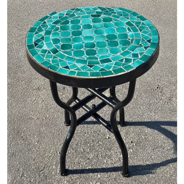 2020s 16" Mini Moroccan Mosaic Accent Table – Emerald / Teal Tile Top For Sale - Image 5 of 6