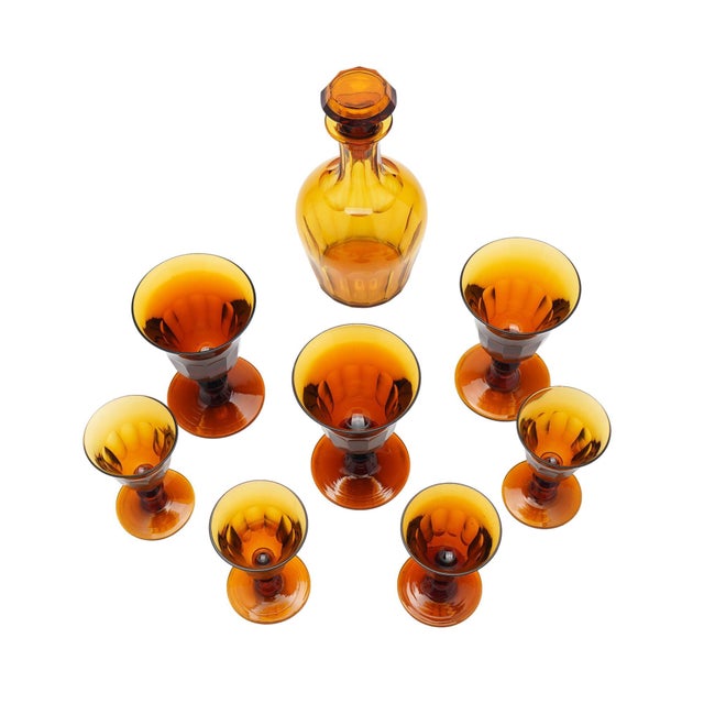 American Set of Amber Glass Stemware With Decanter Attributed to Phineas Dummer, C. 1830 For Sale - Image 3 of 12