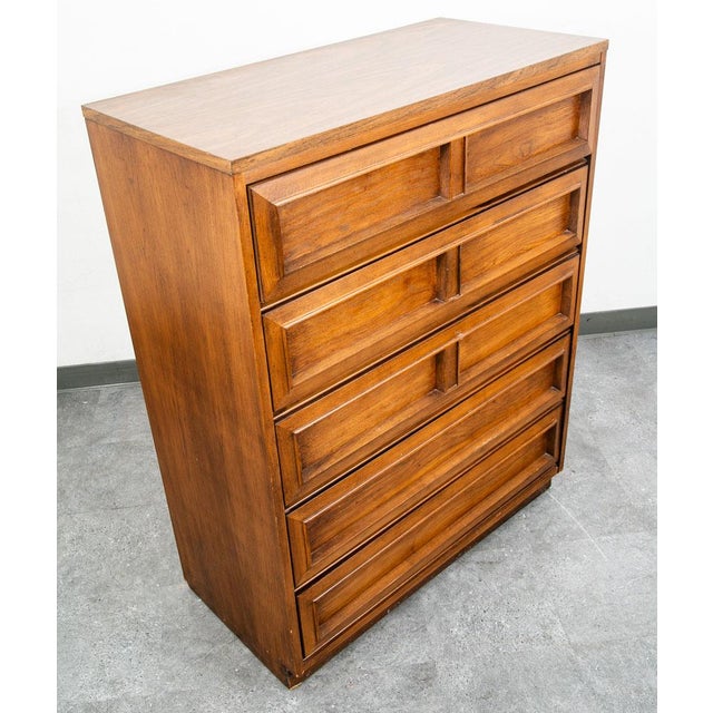 Brown Mid Century Modern Highboy Dresser Morris of California Walnut Drawer 5 Drawer For Sale - Image 8 of 12