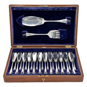 Antique English Boxed Engraved Sheffield Fish 26 Piece Fish Serving Set