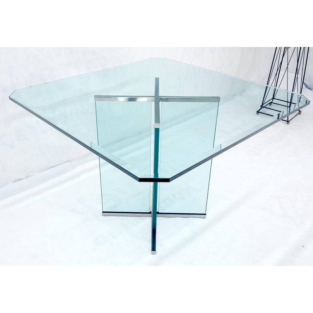 1970s Italian Mid Century Modern 3/4" Thick Beveled Glass Single Pedestal Dining Table For Sale - Image 5 of 12