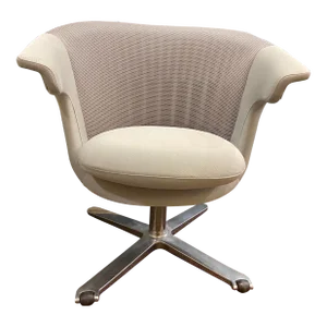 2000s I2i Steelcase Lounge Chair