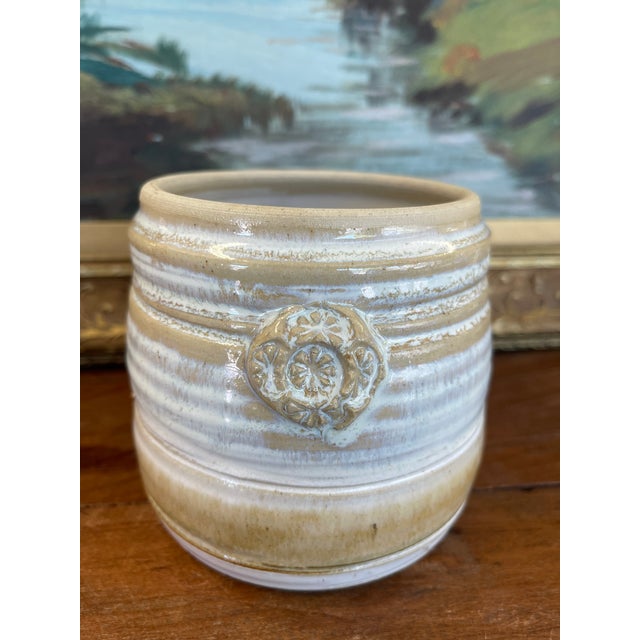 American 1970s Signed Studio Pottery Stoneware Vessel by Freeburg With Embossed Medallion For Sale - Image 3 of 9