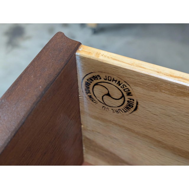 Mid Century Modern Walnut Dresser by Paul Frankl for Johnson Furniture, C1950s For Sale - Image 17 of 18