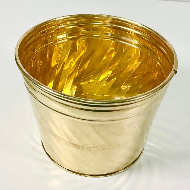 Brass Mid-Century Hollywood Regency Boho Chic English Style Twisted Ribbed Brass Planter For Sale - Image 8 of 9