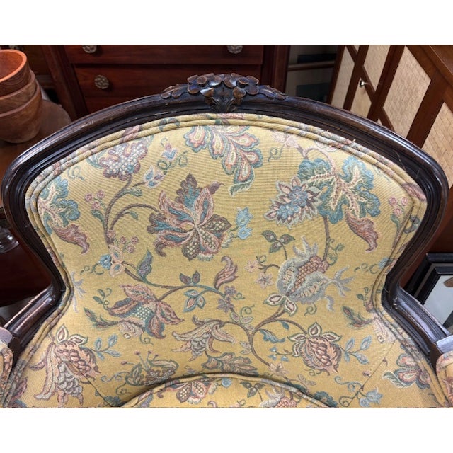 Wood French Louis XV Bergere Chair in Floral Upholstery For Sale - Image 7 of 9