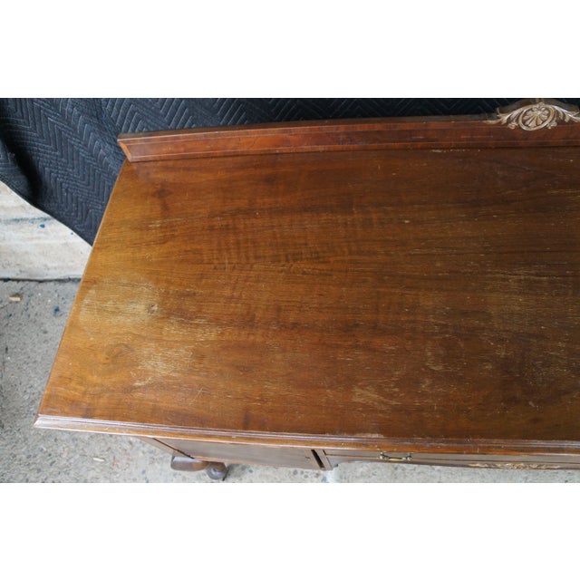 Antique French Country Queen Anne Style Mahogany Burl Buffet Sideboard Server For Sale - Image 10 of 18