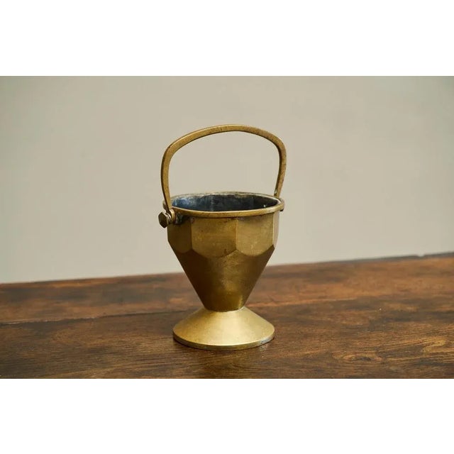 Art Deco Basket with Handle in Patinated Brass Early 20th Century, 1940s For Sale - Image 3 of 8