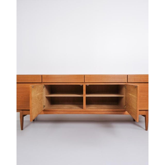 Model FA66 Sideboard in Oak by Ib Kofod-Larsen for Faarup Møbelfabrik, 1960s For Sale - Image 10 of 13