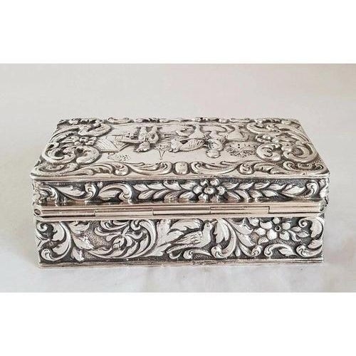 Antique Dutch Silver Repoussé Trinket or Jewellery Box Late 19th Century For Sale - Image 6 of 14