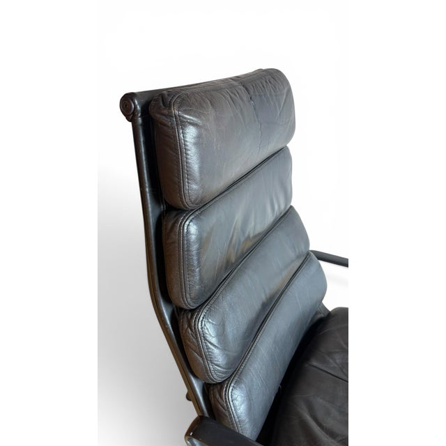 1990s Eames Soft Pad Lounge Chair and Ottoman for Herman Miller C 1993 For Sale - Image 5 of 9