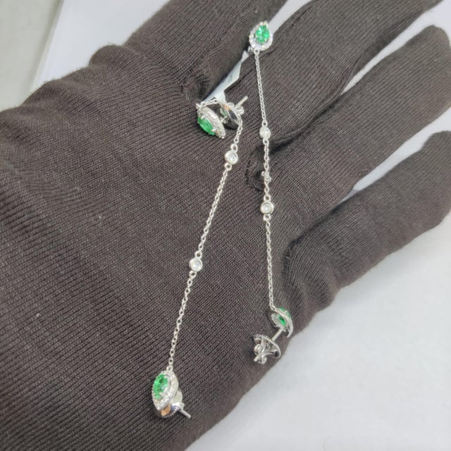 18k Gold Emerald 1.06ct & Diamond 0.44ct Stud Earrings, Pair For Sale - Image 11 of 11