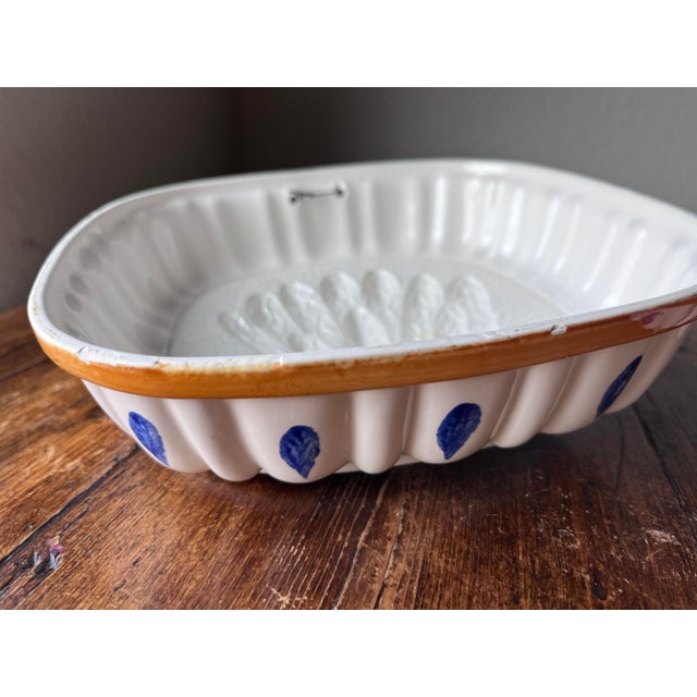 Set of 2 - Vintage Gailstyn-Sutton Towle Company Handpainted Asparagus Mold For Sale - Image 10 of 12