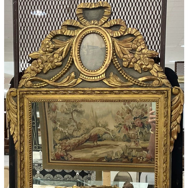 Gold 18th Century Louis XV Mirror With Oval Etching For Sale - Image 8 of 9