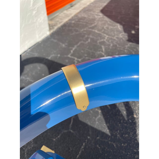 1970s High Gloss Patriot Blue Chinoiserie Settee – Newly Lacquered – 48” Wide For Sale - Image 11 of 11