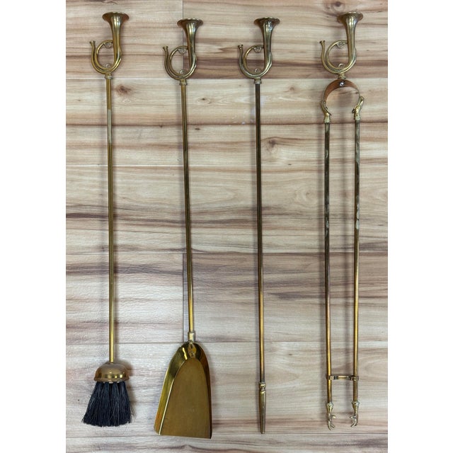 Vintage English Country Hunting Bugle Horn Finial Brass Fireplace Tools For Sale In Kansas City - Image 6 of 8
