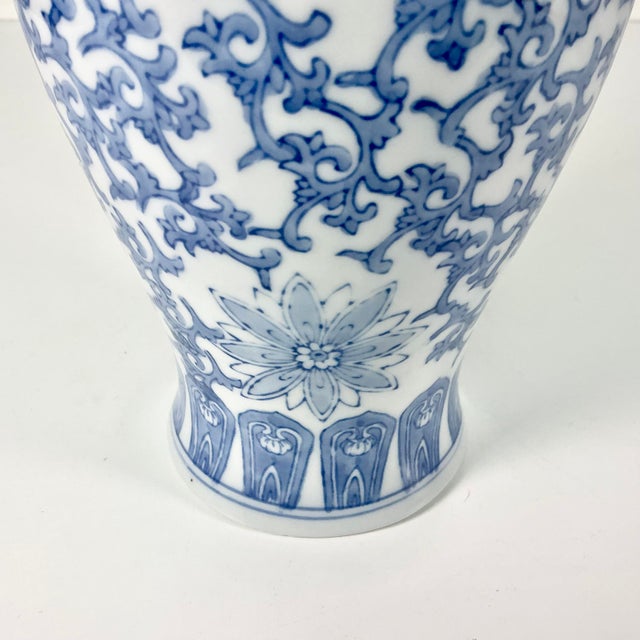 1980s Vintage Chinoiserie Boho Chic Hollywood Regency Light Blue & White Vase For Sale - Image 4 of 11