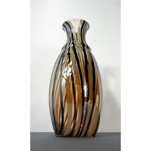 1960s Hand Blown Art Glass Fenicio Swirl Floor Vase For Sale - Image 5 of 6