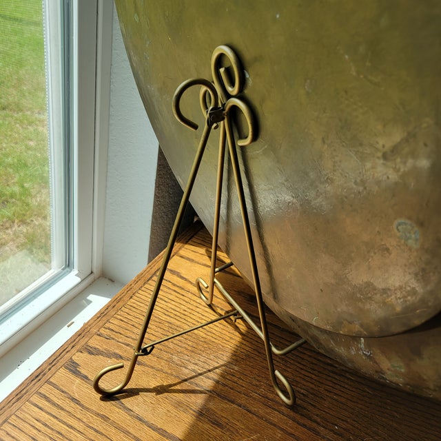 Lg VTG Oriental Brass Serving Tray or Wall Decor Hong Kong W/Hanger + Stand Boho For Sale - Image 10 of 13