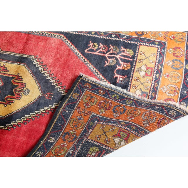 Vintage Traditional Turkish Wool Rug – Floral & Geometric Patterns -3' 4'' X 5' 11' For Sale - Image 4 of 12