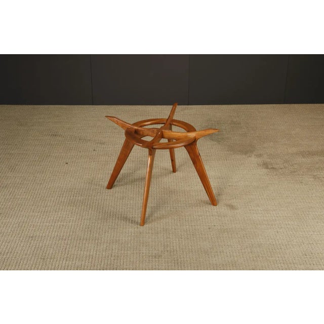 Adrian Pearsall for Craft Associates 'Compass' Dining Table in Walnut, 1960s For Sale In Los Angeles - Image 6 of 18