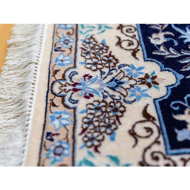 Middle Eastern Rug in Silk and Wool For Sale - Image 16 of 18