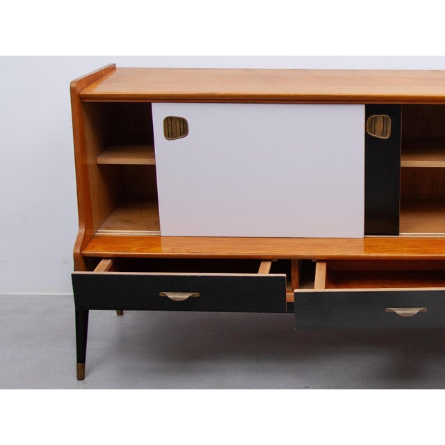 1950s Vintage Sideboard by Oswald Vermaercke for V Form, 1950s For Sale - Image 5 of 18