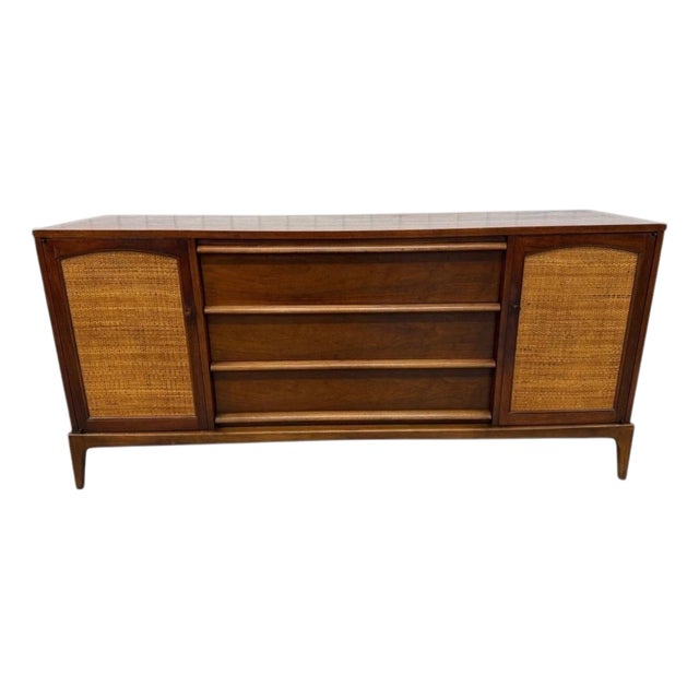 Mid-Century Modern Lane Rhythm Walnut Sideboard - Refinished! For Sale