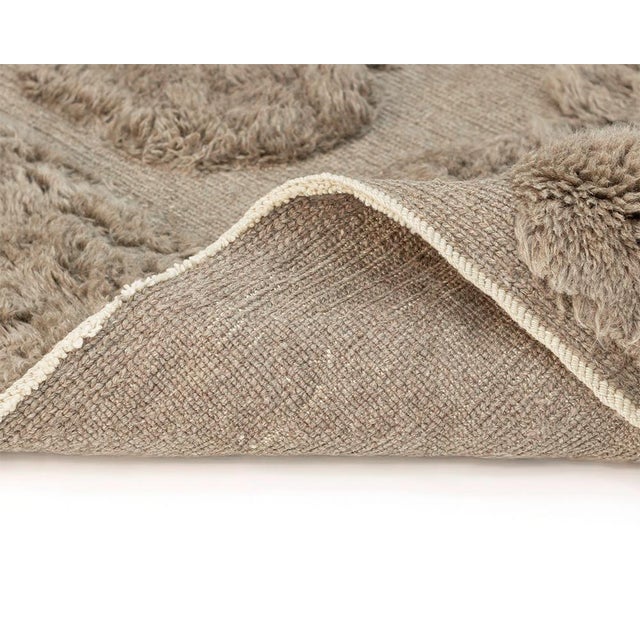 Hand-Knotted Wool Rug in Desert Taupe by Azele Studio For Sale - Image 4 of 9