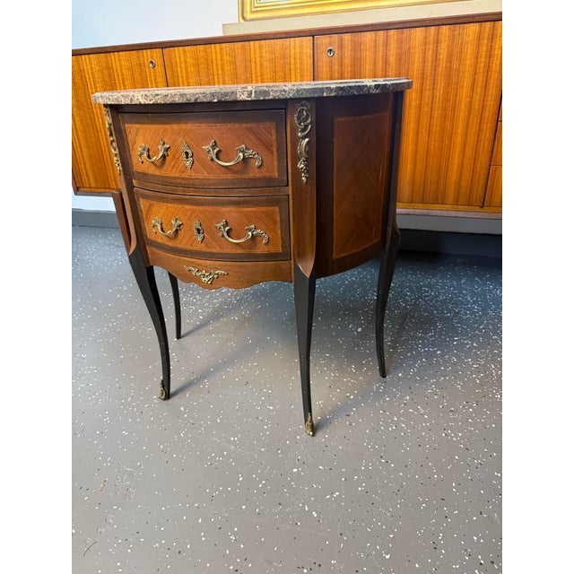 French Early 20th Century French Louis XVI Grey Marble Top Demilune Chest For Sale - Image 3 of 11