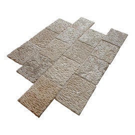 Example of Tile