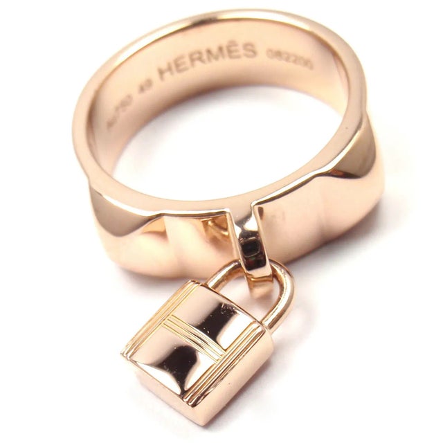 Contemporary Hermes 18k Rose Gold Collier De Chien Lock Band Ring Size 49 US 4 3/4 For Sale - Image 3 of 10