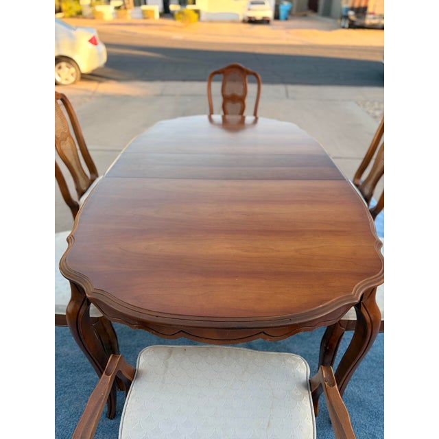 Wood Late 20th Century Attributed to Bassett Chalons Collection Sequoia Cherry Dining Set With Cane-Back Chairs, Extension Leaf & Custom Table Pads For Sale - Image 7 of 17
