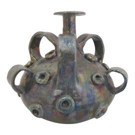 Example of Dada Vases