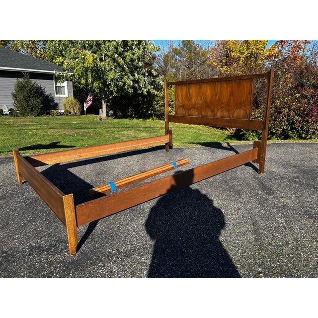 Broyhill Brasilia Mid Century Broyhill Brasilia Bedroom Set For Sale - Image 4 of 12
