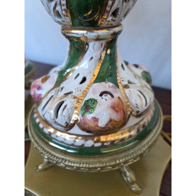 Green 1950s Italian Capodimonte Rococo Revival Porcelain Table Lamps, Pair For Sale - Image 8 of 10