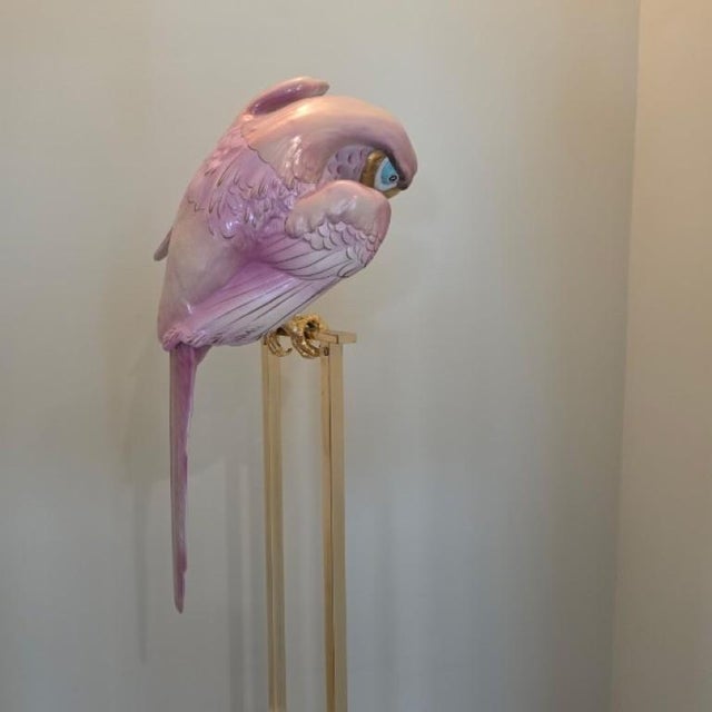 1970s 1970s Monumental 57” Oggetti Italy Porcelain Parrot Sculpture – 21lb Hand-Painted Statement Piece – Hollywood Regency For Sale - Image 5 of 16