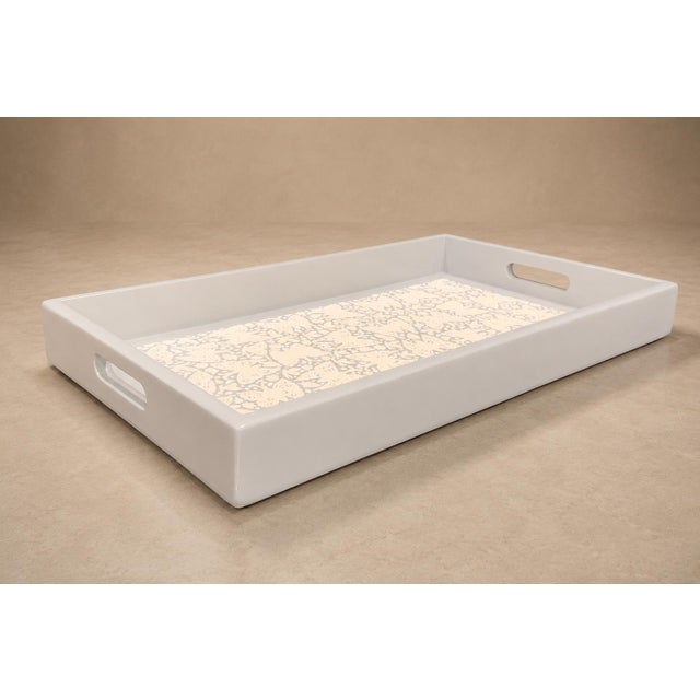 Large "Butterflies" Decorative Tray, Lacquered Wood, Ensamble Artesano, 2024 For Sale - Image 12 of 16