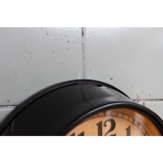 Metal Vintage Black Wall Clock from Seiko, 1990s For Sale - Image 7 of 10