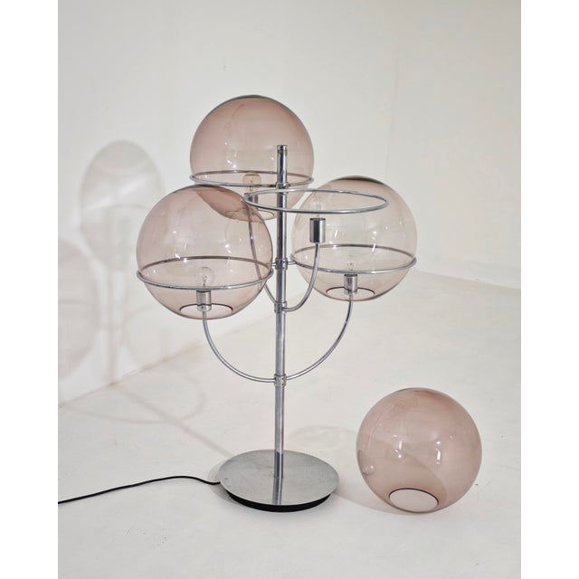 Model Lyndon Floor Lamp in Glass and Chromed Metal by Vico Magistretti for Oluce, Italy, 1977 For Sale - Image 4 of 18