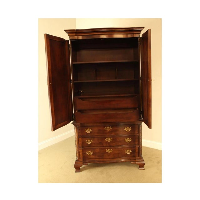 Chestnut Henredon Chippendale George III Style Tall Mahogany Armoire Chest For Sale - Image 8 of 8
