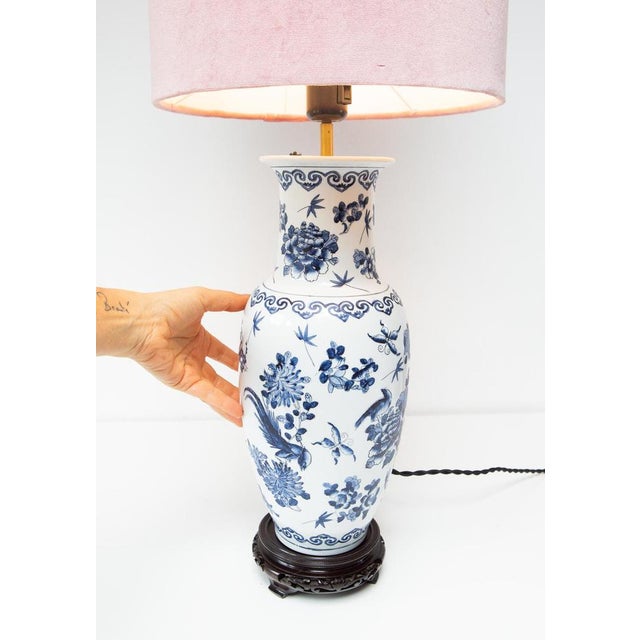 Vintage Chinese Hand Painted Table Lamp, 1940s For Sale - Image 3 of 9