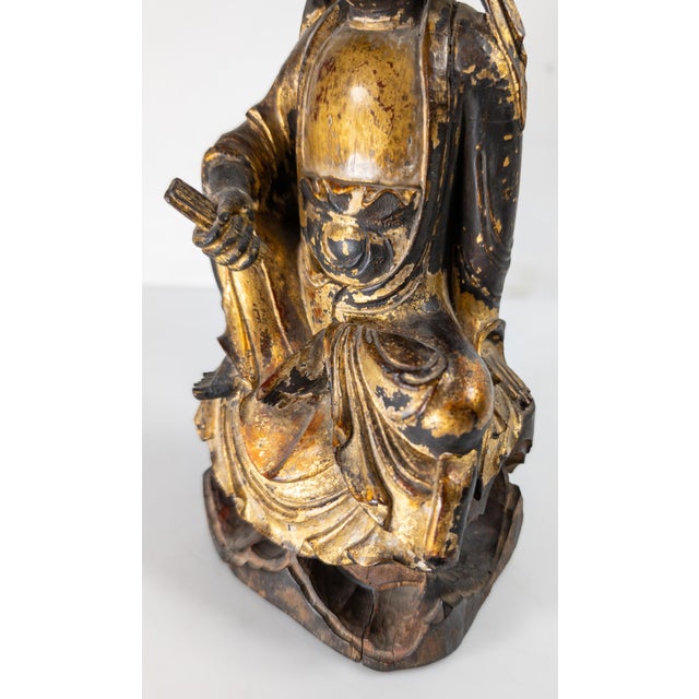 Gold 16th Century or Earlier Chinese Ming Dynasty Gilt Lacquer Wood Guanyin Figure For Sale - Image 8 of 16