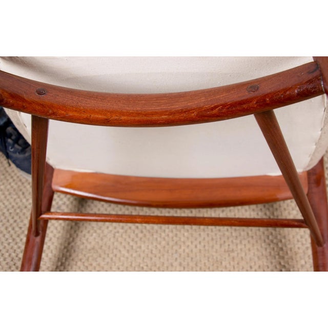 Danish Teak and Fabric Model BO-72 Armchair by Finn Jhul for Bovirke, 1946 For Sale - Image 3 of 18