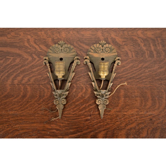 1930s Mid-West Art Deco Bronze Soleure Wall Sconces, 1930s For Sale - Image 11 of 11